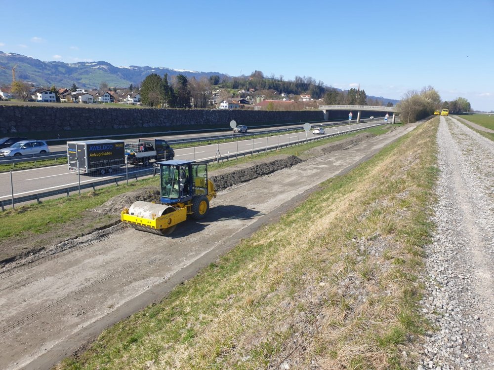 img-https://rheinregulierung.vitamin2.digital/media/pages/service/news-overview/gute-erreichbarkeit-fuer-den-ernstfall/cb36f18c4d-1741016814/45.jpg