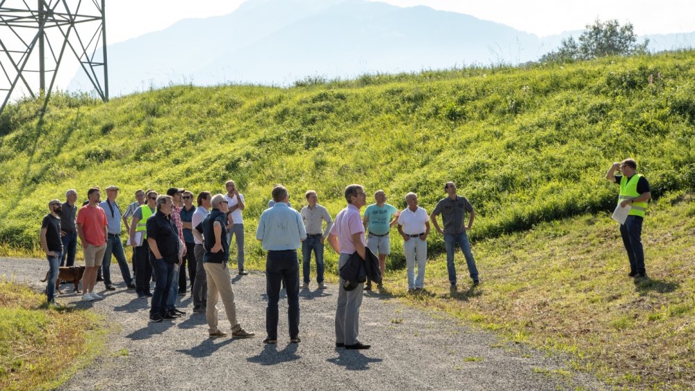 img-https://rheinregulierung.vitamin2.digital/media/pages/service/news-overview/neue-bruecke-und-interventionspiste-am-rhein-eroeffnet/d9a08eeba4-1741016841/bild2.jpg